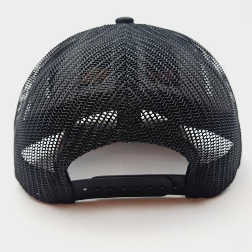 Embroidered Red Bull Richardson 112 Youth Trucker F1 Race Snapback Cap Hat Black - Picture 4 of 4